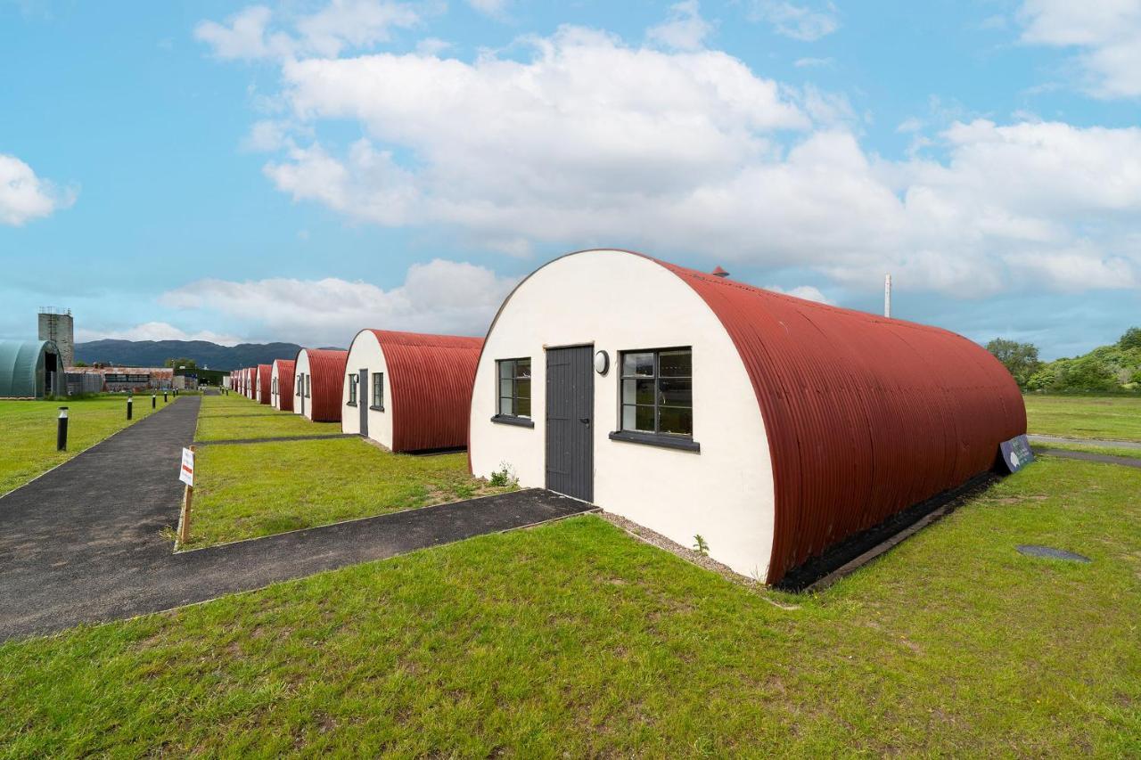 Cultybraggan Hut 34 Hotel Mill of Fortune Exterior photo